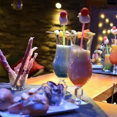 Restaurant Bar La Mayt 2* Vars (Hautes-Alpes)