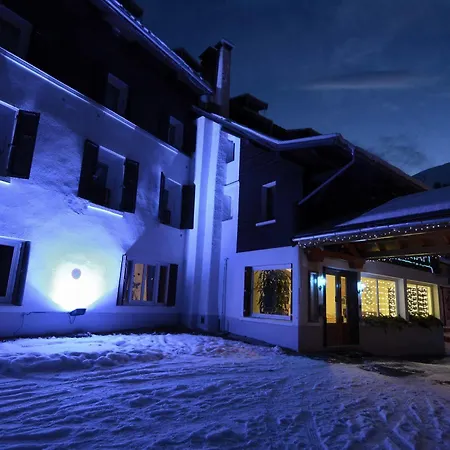 Restaurant Bar La Mayt Vars (Hautes-Alpes)
