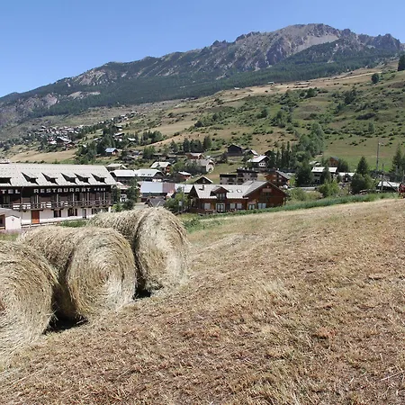 Restaurant Bar La Mayt 2* Vars (Hautes-Alpes)